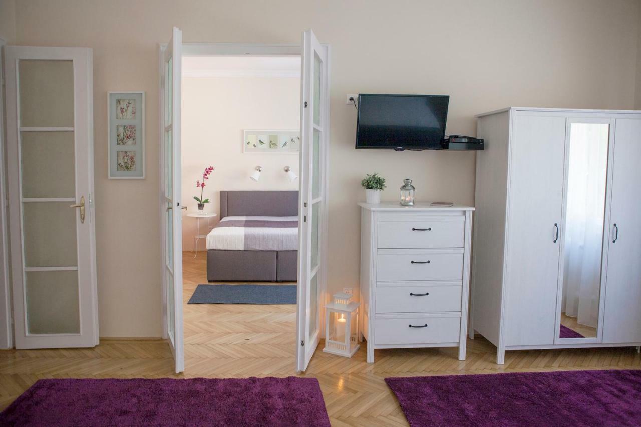 Synagogue View Apartment Budapest Esterno foto